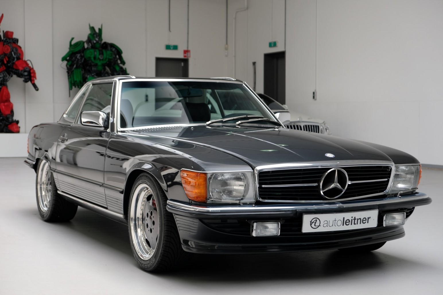 1989 Mercedes-Benz 500 SL 6.0 AMG Roadster R107 Blauwzwart metallic for ...