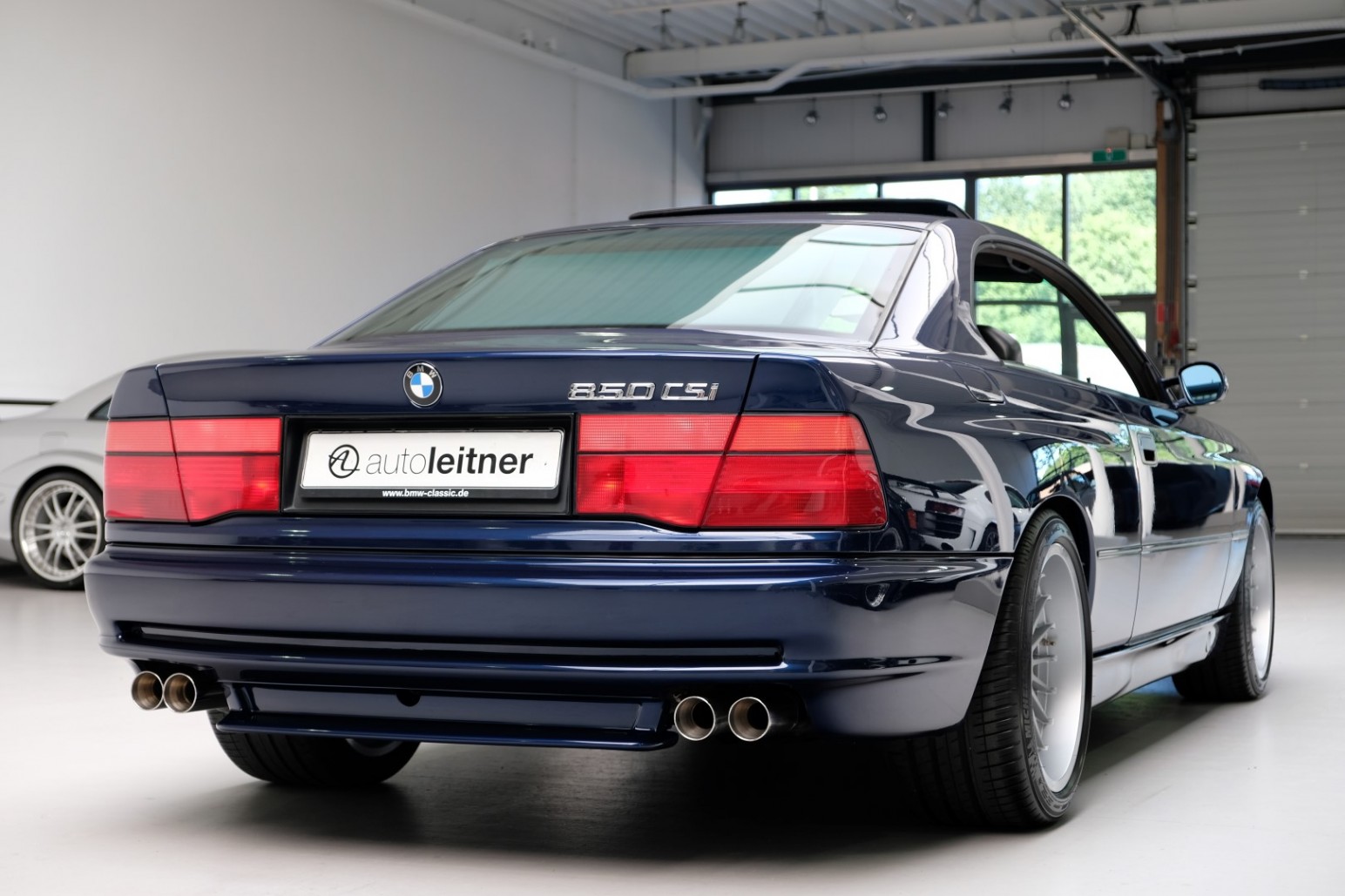 Bmw 850 csi салон